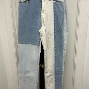 PacSun Light Wash Denim Jeans with Contrast Gold Stitching